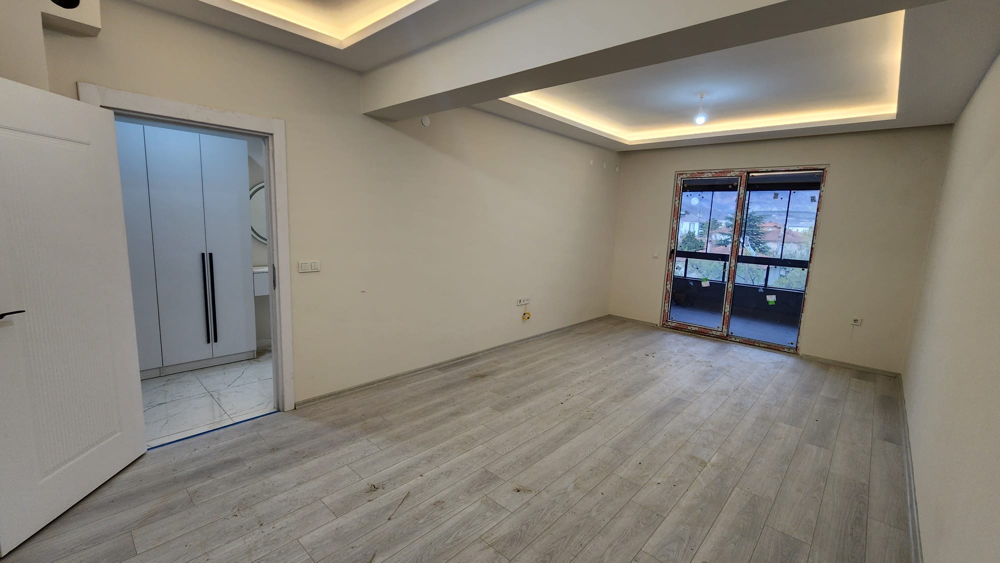 MABEL'DEN BAHÇELİEVLER MAH'DE CADDE ÜZERİ KİRALIK 2+1 LÜKS DAİRE
